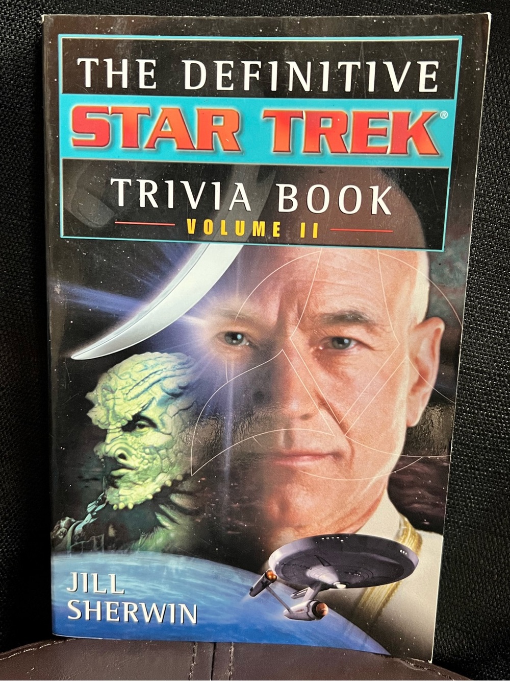 5/$20 The Definitive Star Trek Trivia Book Jill Sherwin Sci-Fi Fan Paperback
